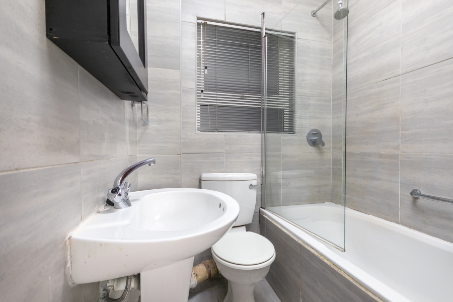 2 Bedroom Property for Sale in Diep River Western Cape